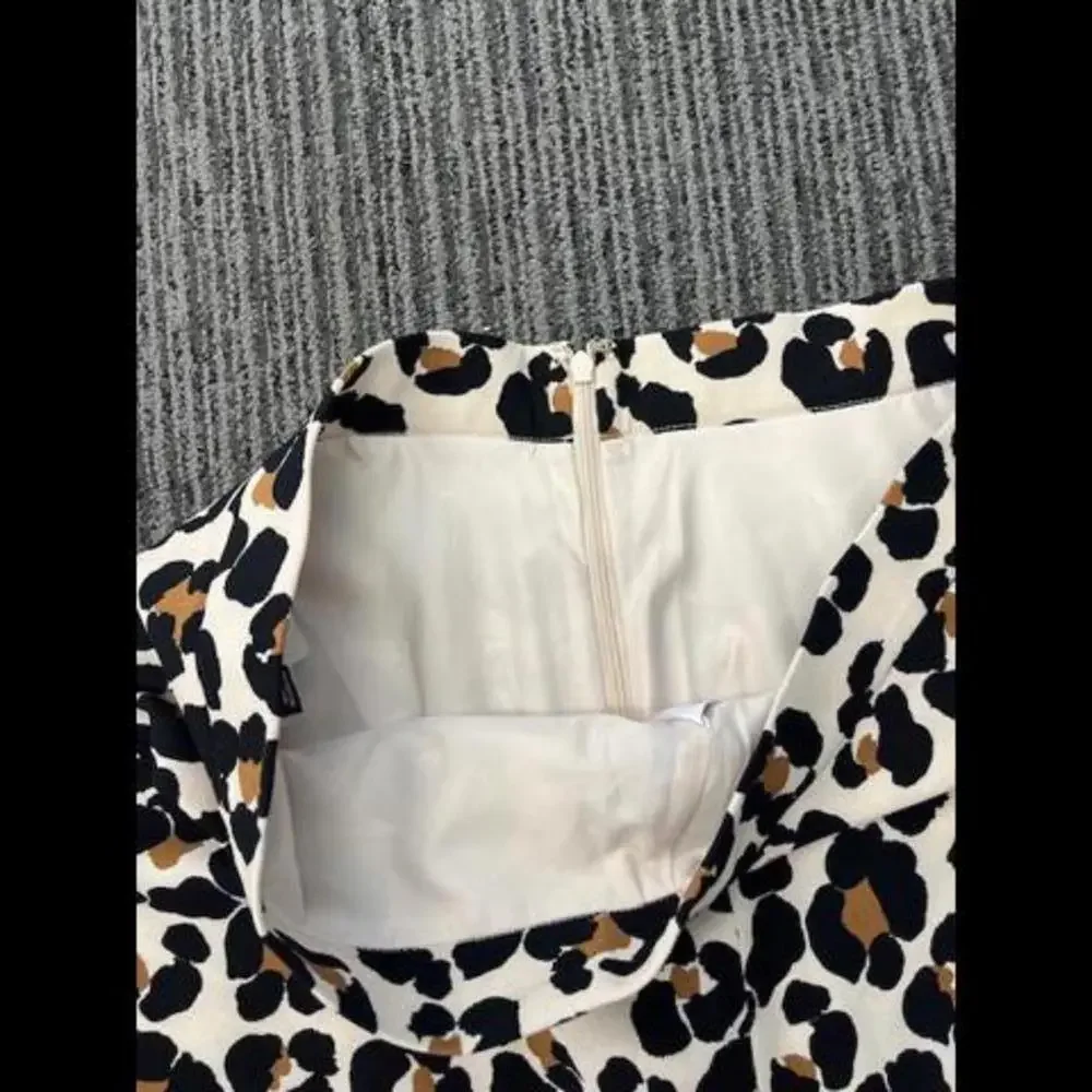 NWT New Ann Taylor Leopard Print Midi Skater Skirt size 8 - Picture 2 of 5
